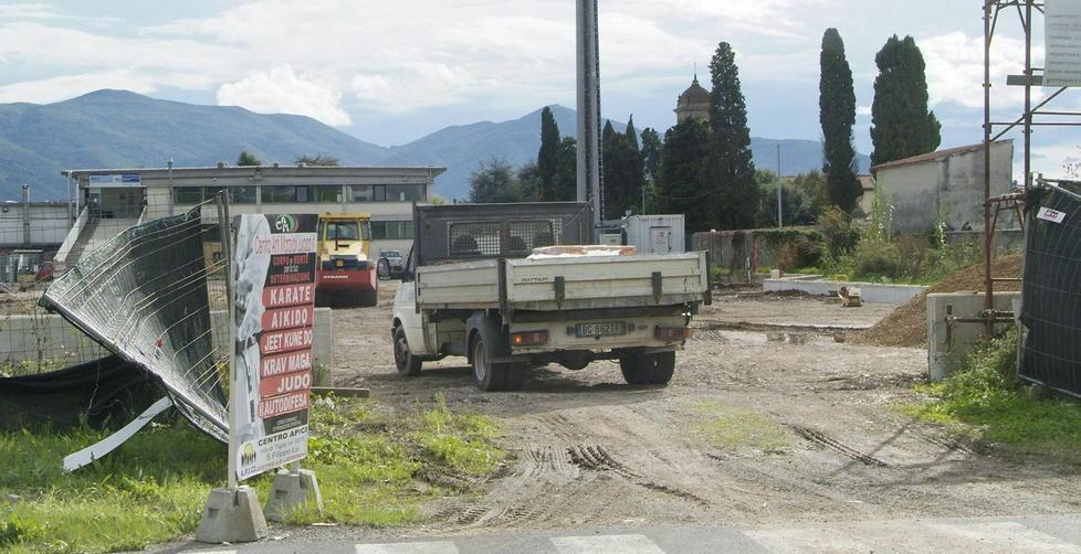 Il cantiere accusato di aver provocato le vibrazioni che danneggiarono l'Iti Fermi