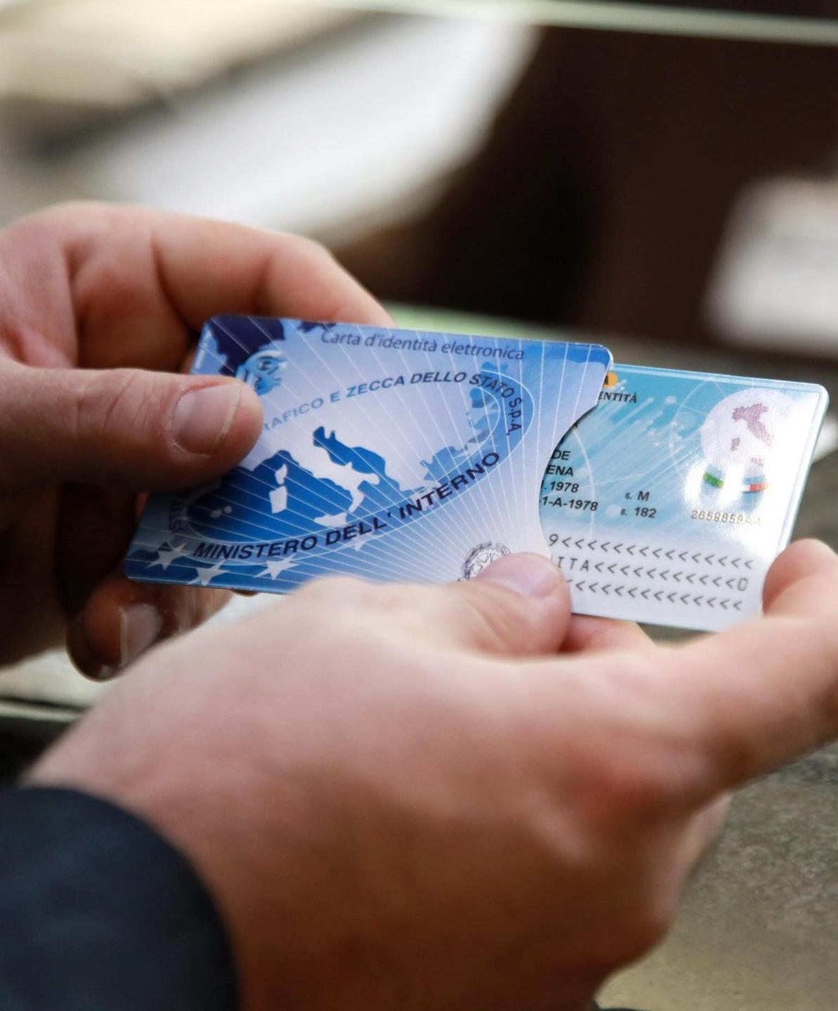 Arriva la Carta d’Identità elettronica da 22,21 euro