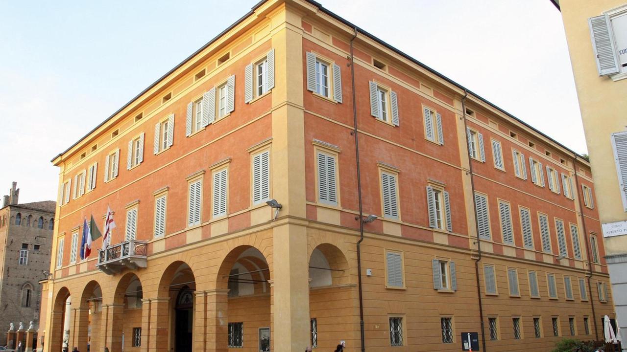 Le frazioni protagoniste con un portale sul web