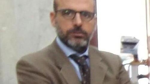 Contratti illegittimi Iside condannata