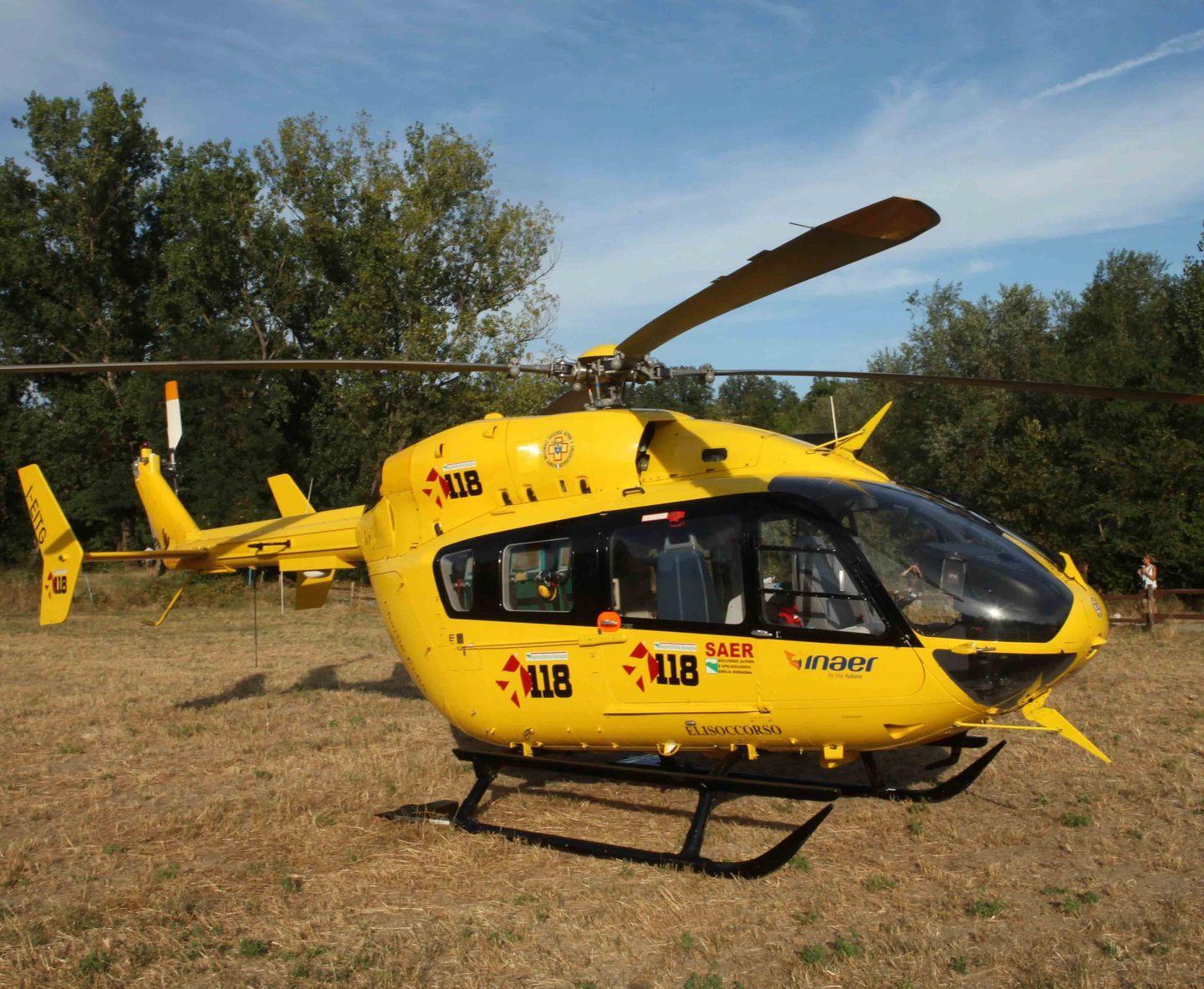 Maranello, cade nel dirupo in mountain bike Salvato con moto da cross e jeep  