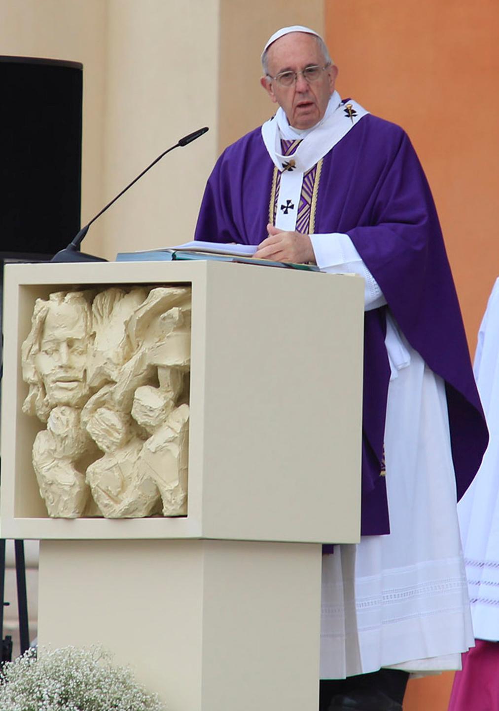 «Lasciate paura e sfiducia Siate testimoni di vita»