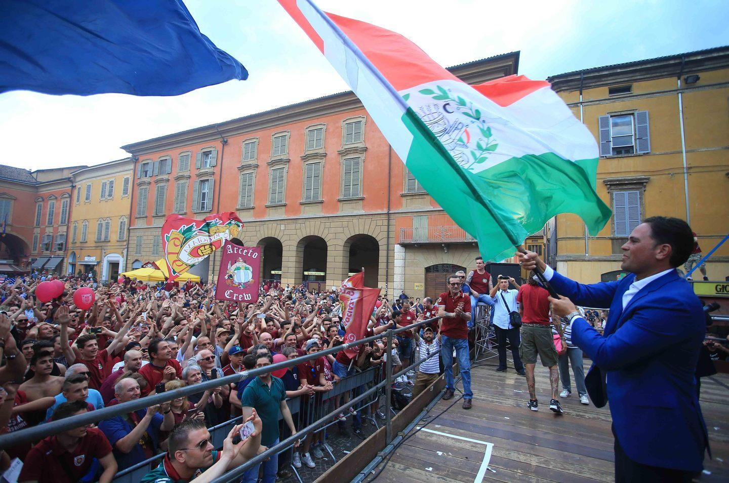 Arriva Piazza, si decide il futuro granata 
