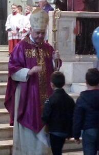 I fedeli volterrani in festa per il cardinale Müller 