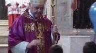 I fedeli volterrani in festa per il cardinale Müller