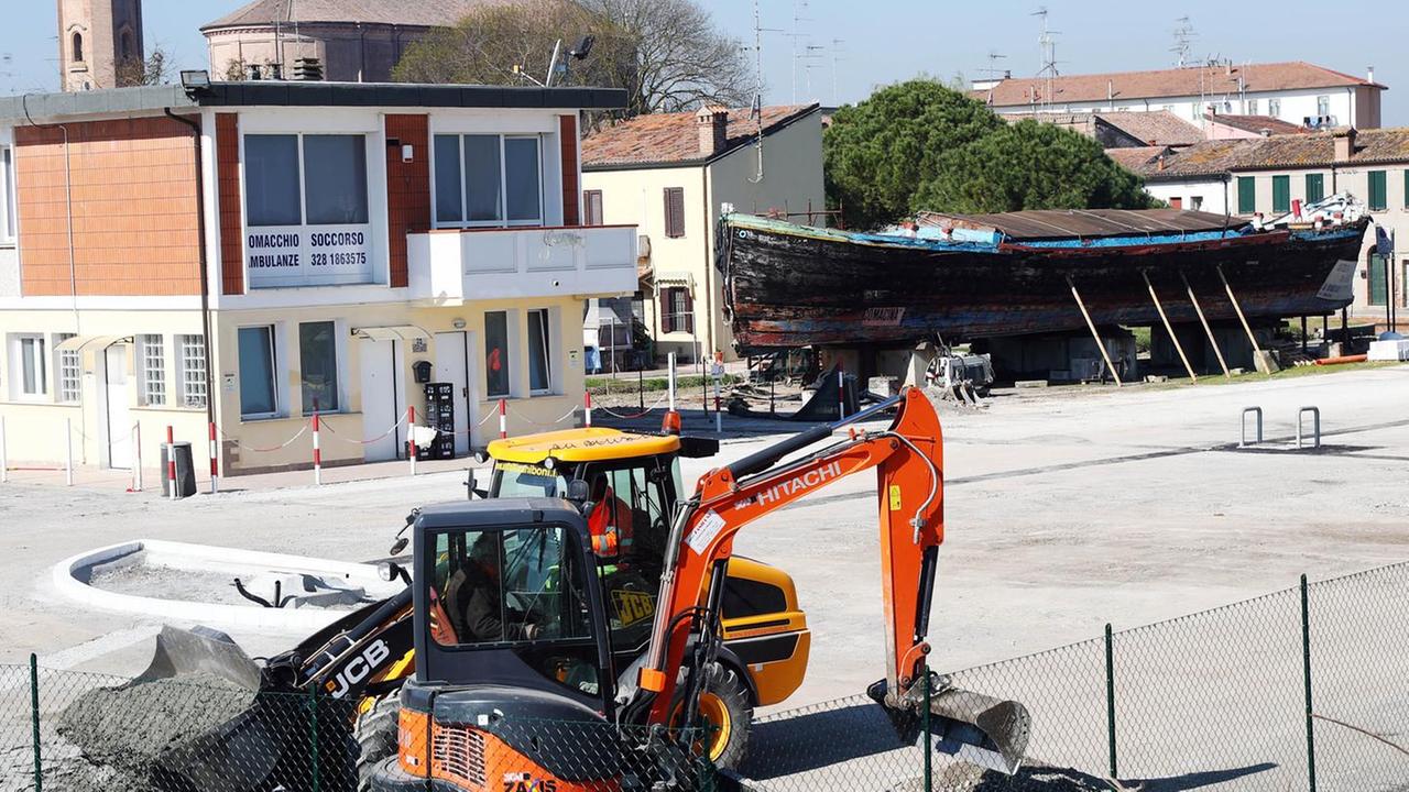 La storica barca abbandonata a se stessa