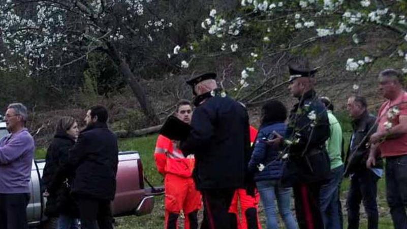 Due anziani muoiono sotto il trattore
