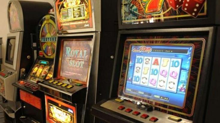 Slot a Modena: per le sale gioco e i locali scatta il limite delle otto ore