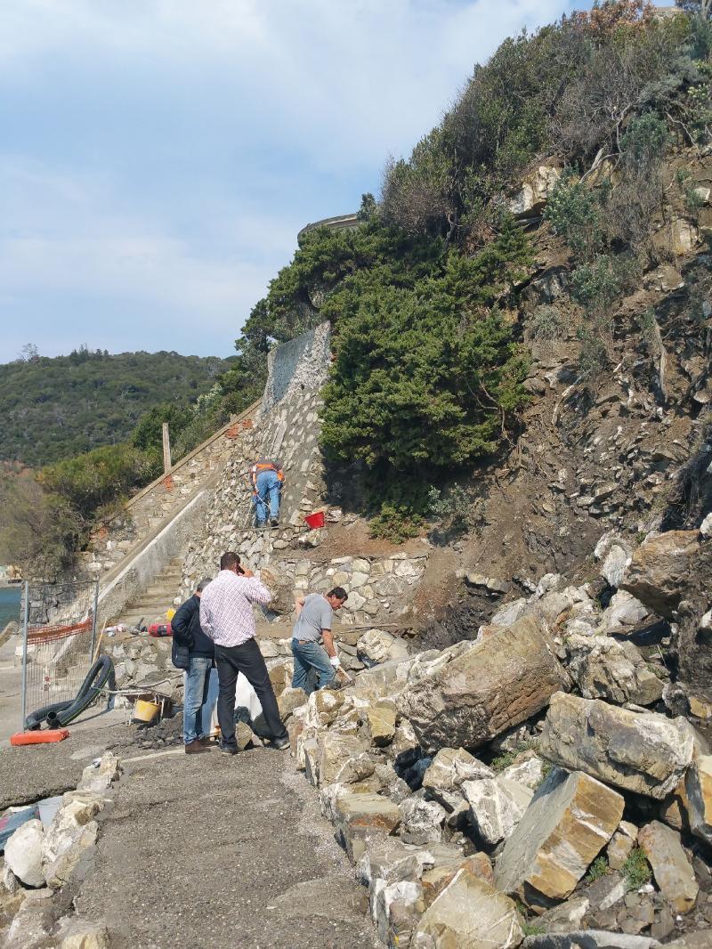 Lavori al moletto di Quercianella, la passeggiata sarà riaperta prima dell'estate 