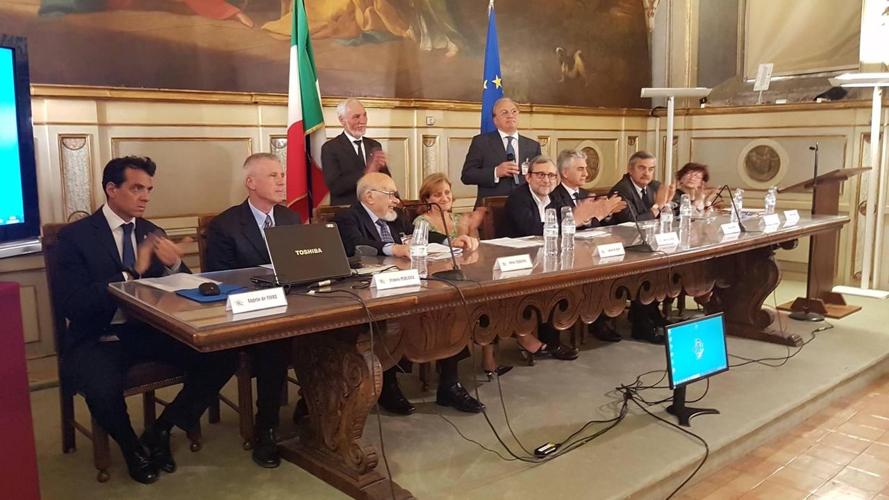 Il tavolo dei relatori al convegno sui "Giusti tra le Nazioni"