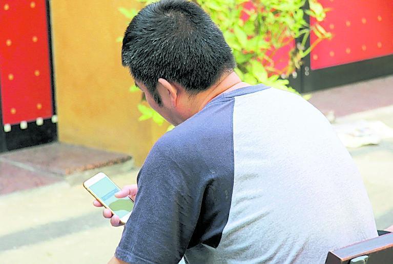 Ora in Versilia il biglietto dell'autobus si acquista col cellulare
