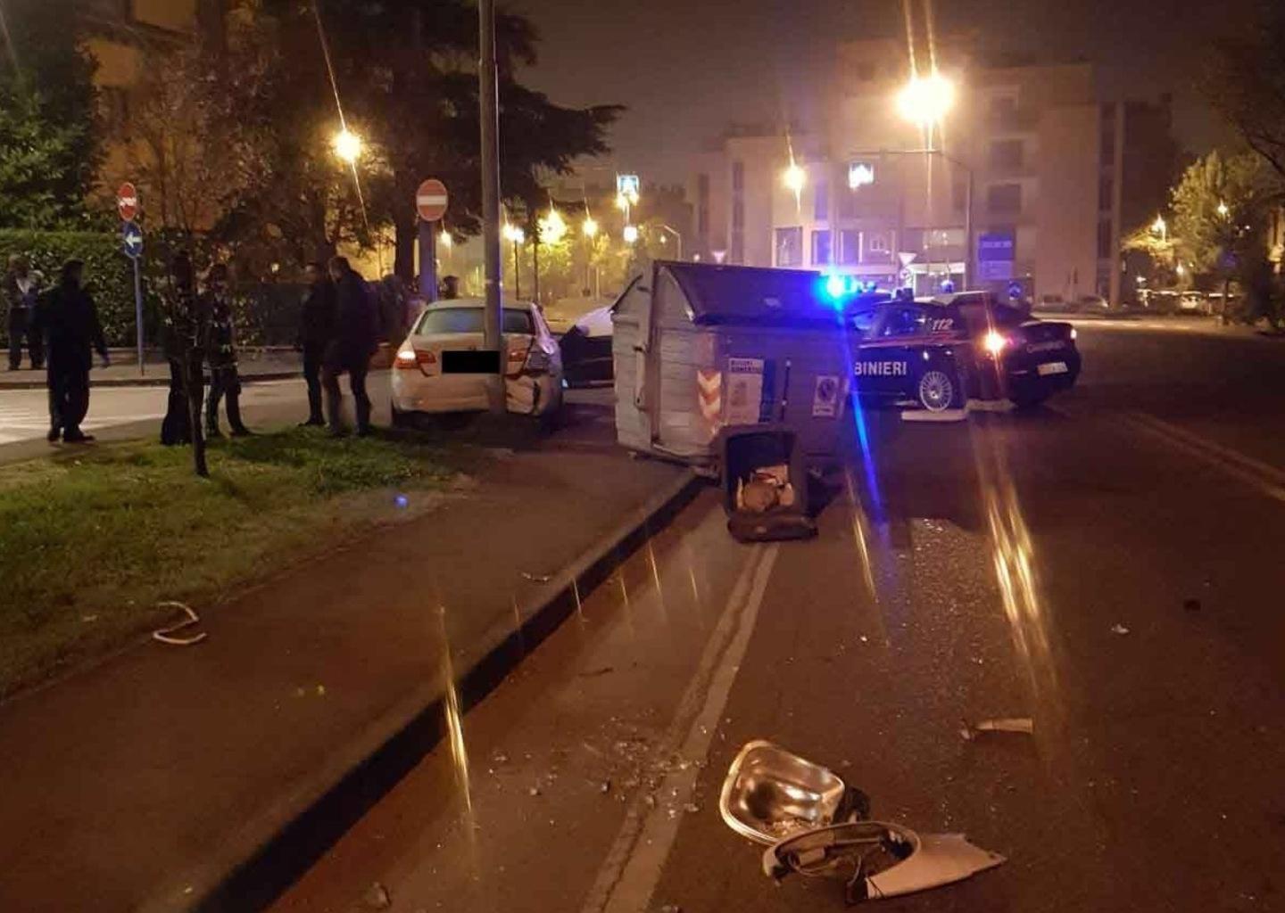 Fioranese molesta ragazze e picchia tre carabinieri  
