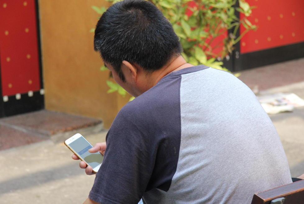 Il biglietto dell’autobus si compra col cellulare