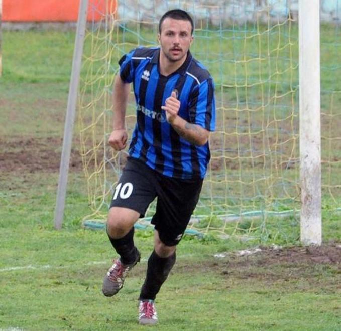 E Diego si porta via il pallone 