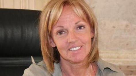 Donatella Buonriposi scende in campo e “striglia” Santini