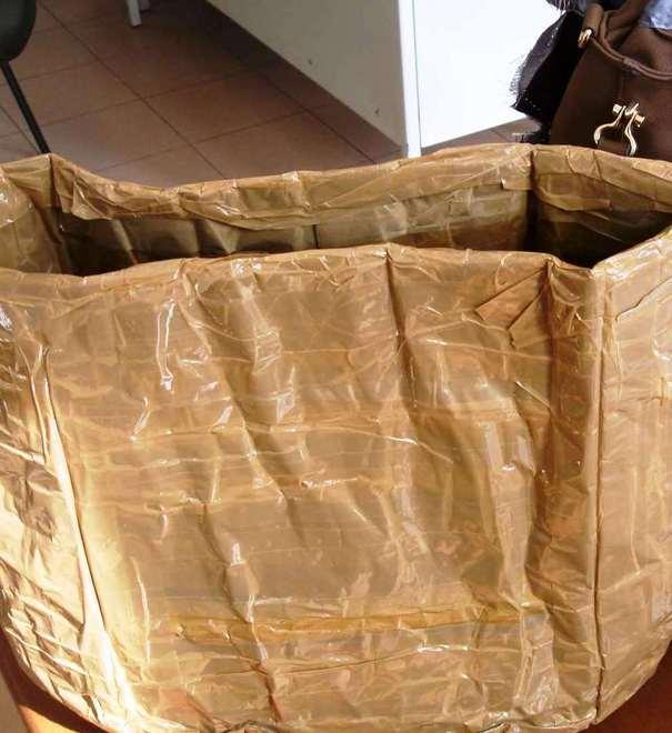 Ruba degli abiti: arrestata ma viene rilasciata dal giudice