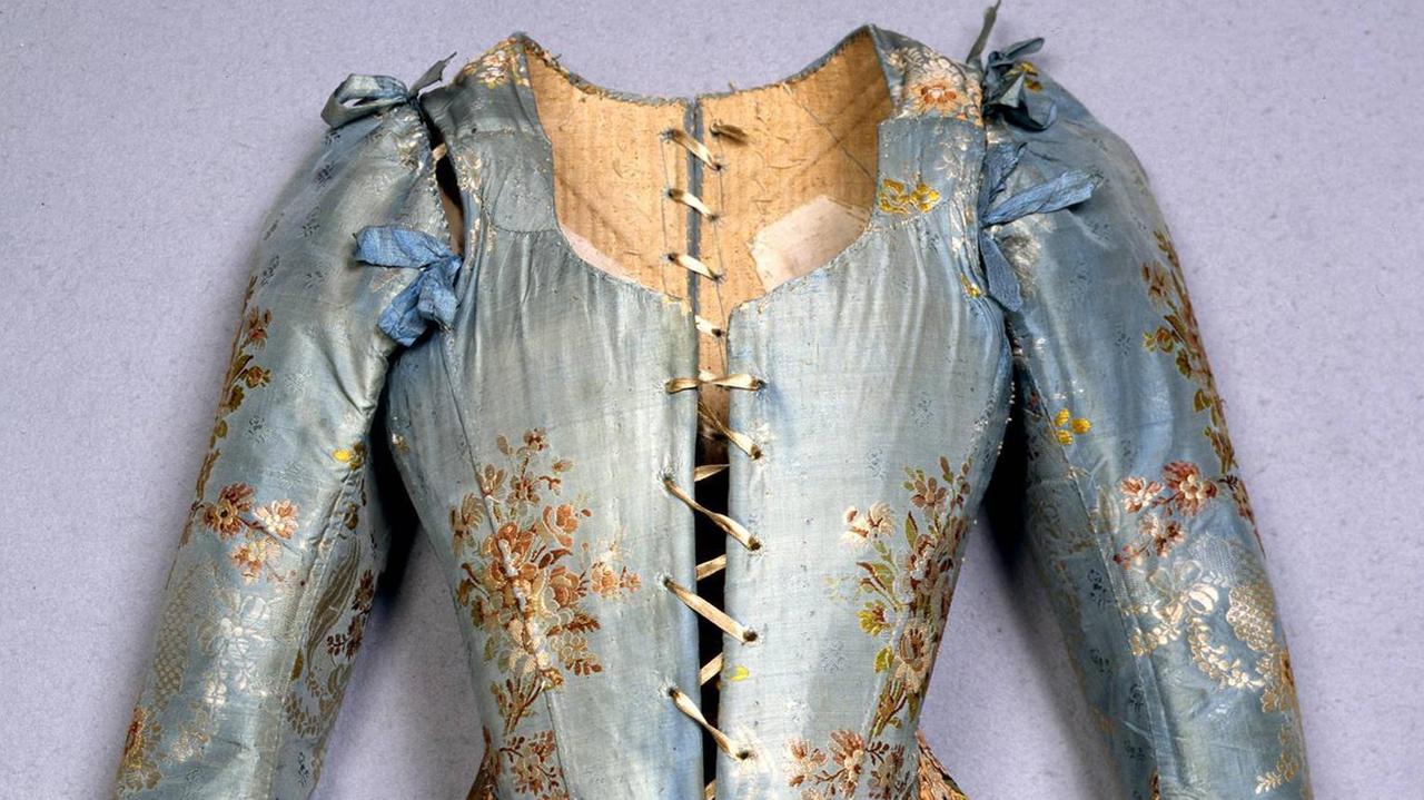 Un corpetto da donna del XVIII secolo