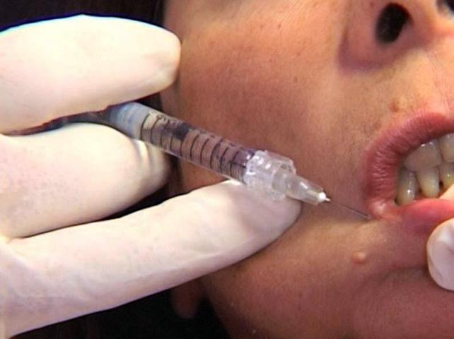 Fiale di falso botulino: 12 indagati. Nei guai anche un commerciante di farmaci di Vinci