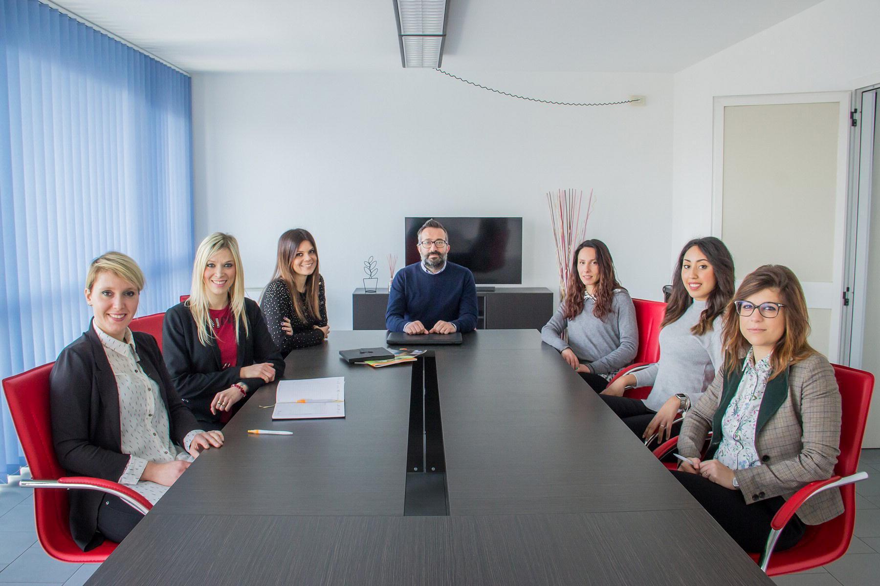 Lo staff di Pikimode, società di Santa Croce sull’Arno
