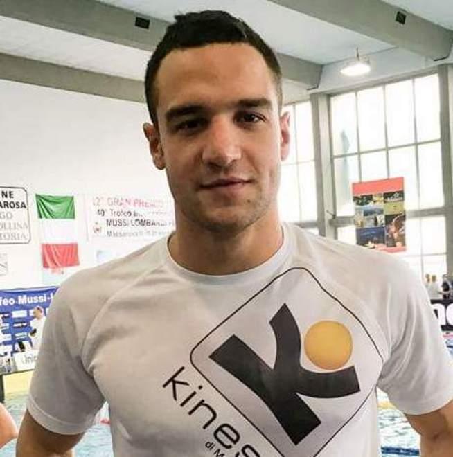 Agli assoluti di nuoto la Annis vince la finale B e Farru arriva quinto