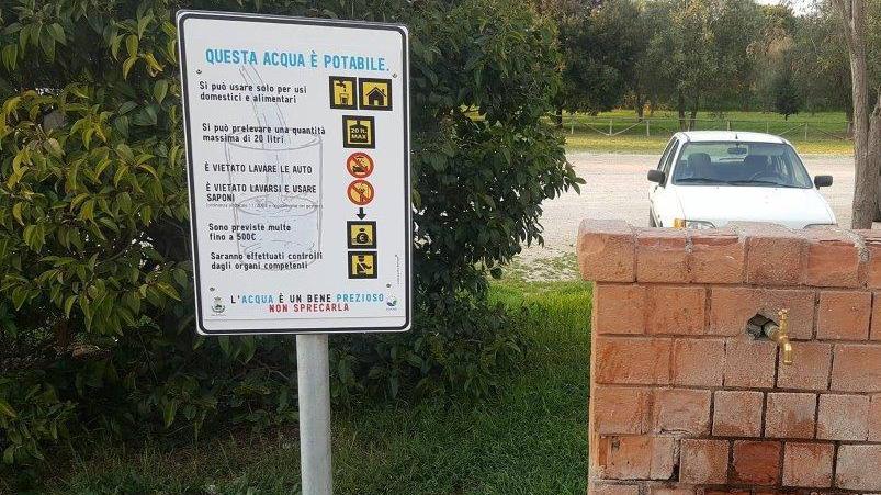 Multe fino a 500 euro per chi spreca l’acqua delle fontanelle pubbliche
