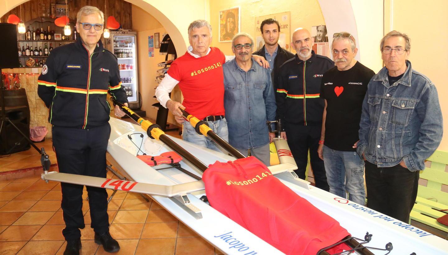 A remi dalla Capraia per le vittime del Moby Prince  