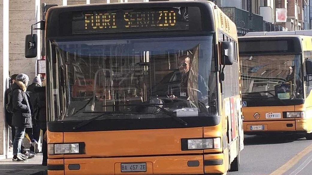 Le Maggiola, 201 firme per salvare le corse del bus