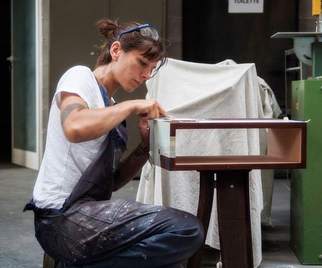 Tra design e riciclo due viareggini conquistano Milano 