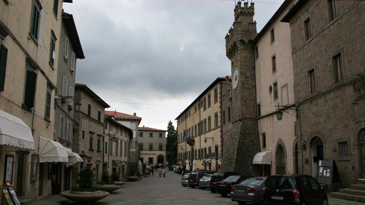 Santa Fiora, un fiorir di cantieri