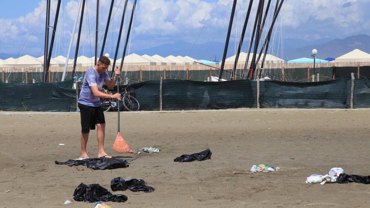 Spiaggia libera più sicura anche di notte