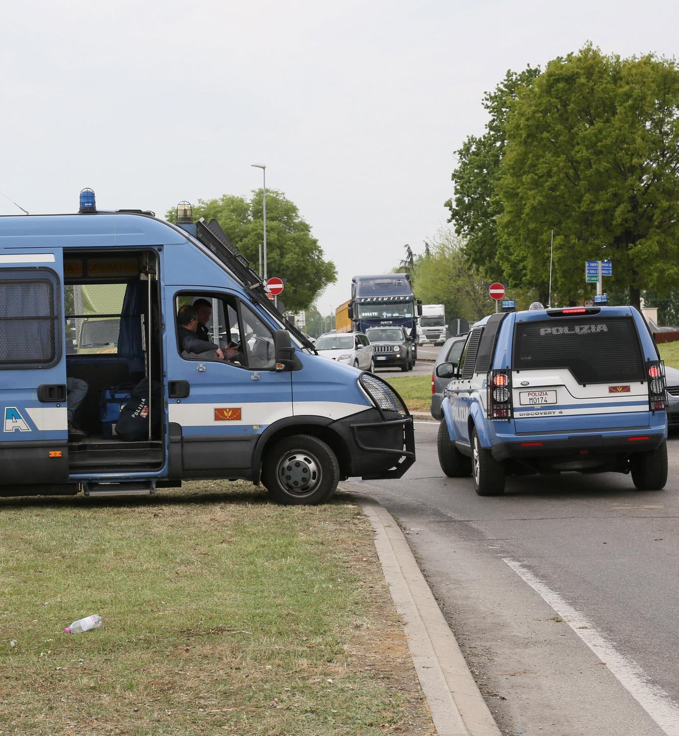 Picchetti, scontri e blitz in Prefettura 