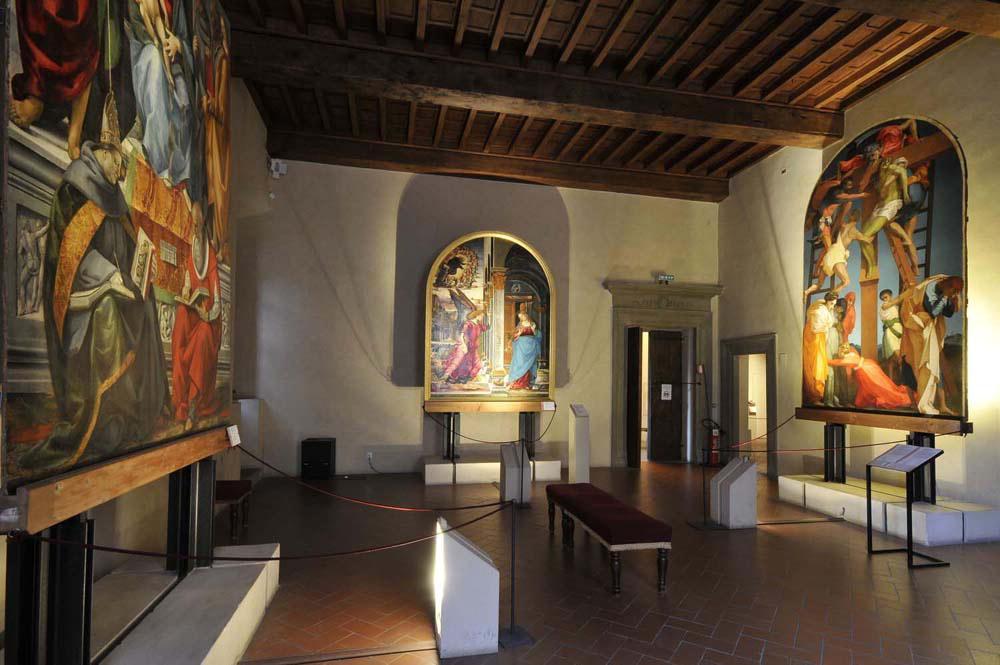 La sala della Pinacoteca in cui è custodita la Deposizione di Rosso Fiorentino