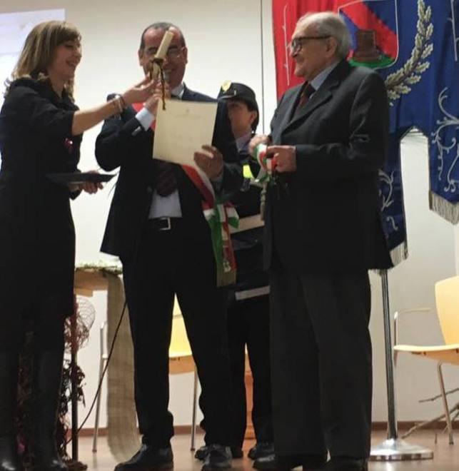 Pozzomaggiore consegna le chiavi a Manlio Brigaglia 