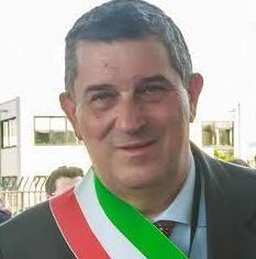Passi carrabili, il no di Mungai al comitato