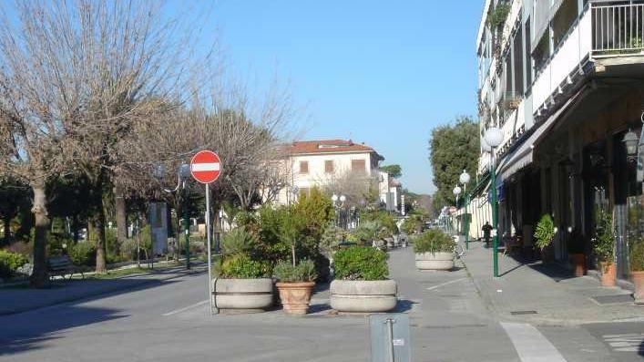 Elicotteri e barriere antisfondamento nelle zone rosse
