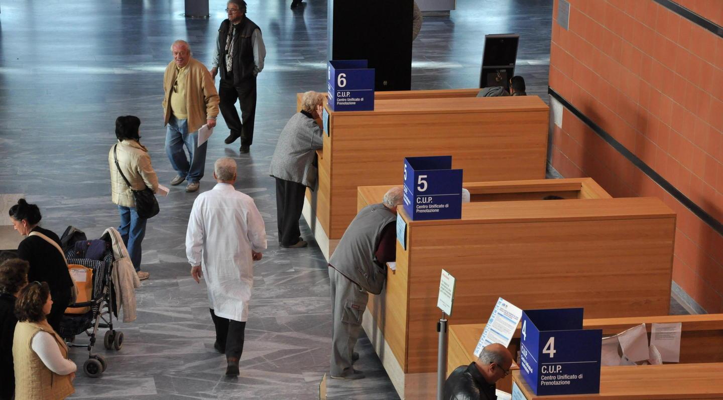 Esami e visite impossibili: i cittadini si aiutano in Rete 