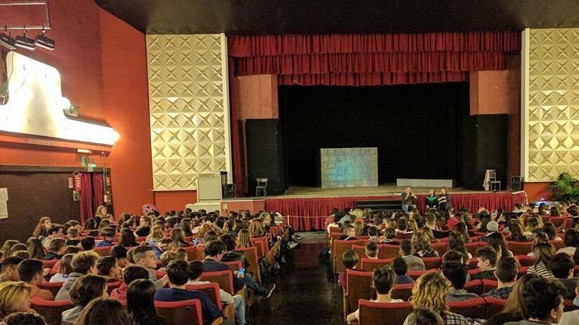 Contro il bullismo sulla scena (e nella vita)