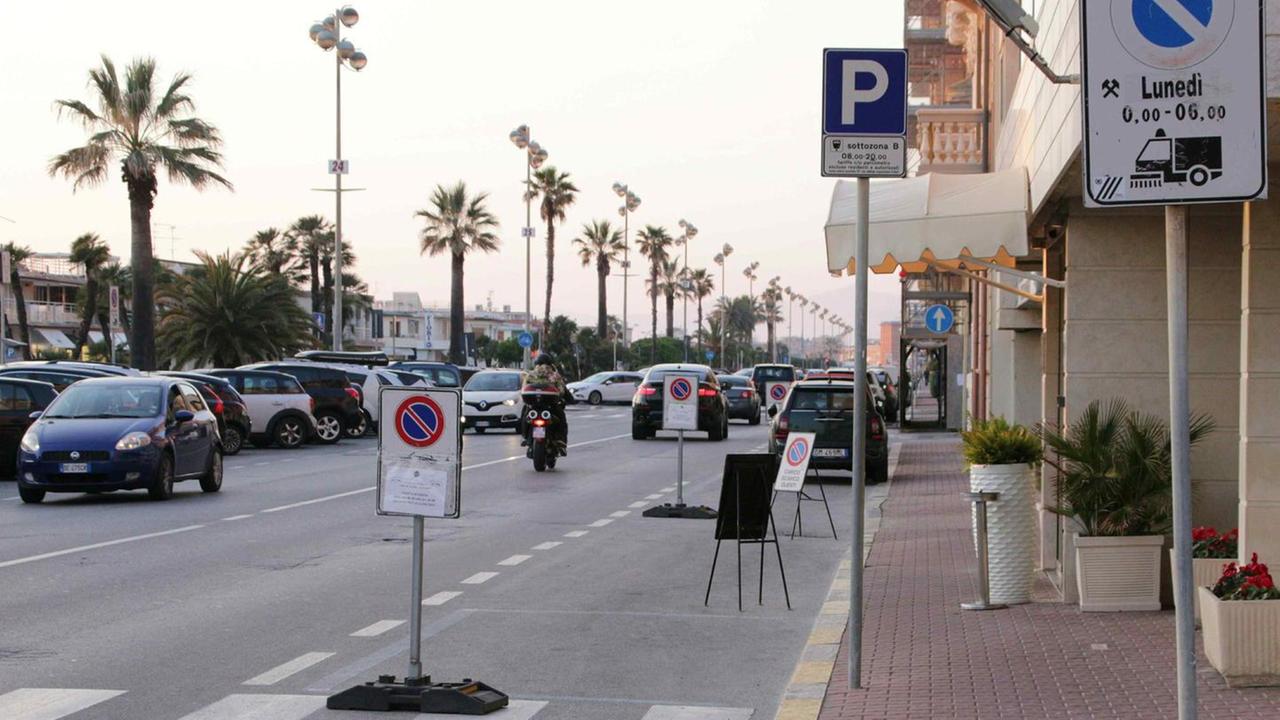 Arrivano le delegazioni negli hotel Blindate Viareggio e Forte