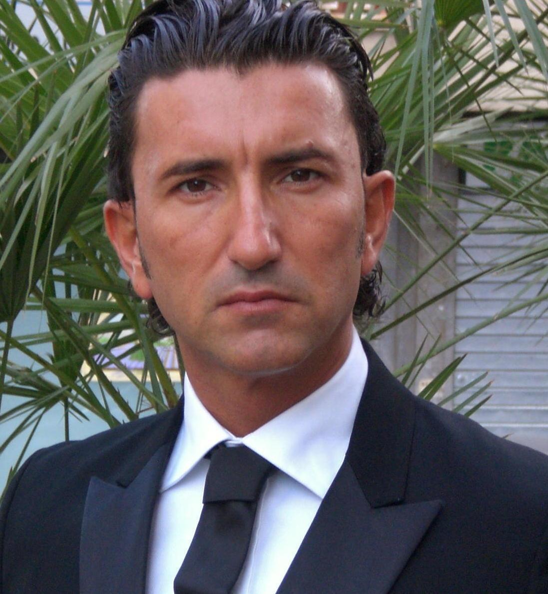 L’odissea sui social dell’ex tronista  