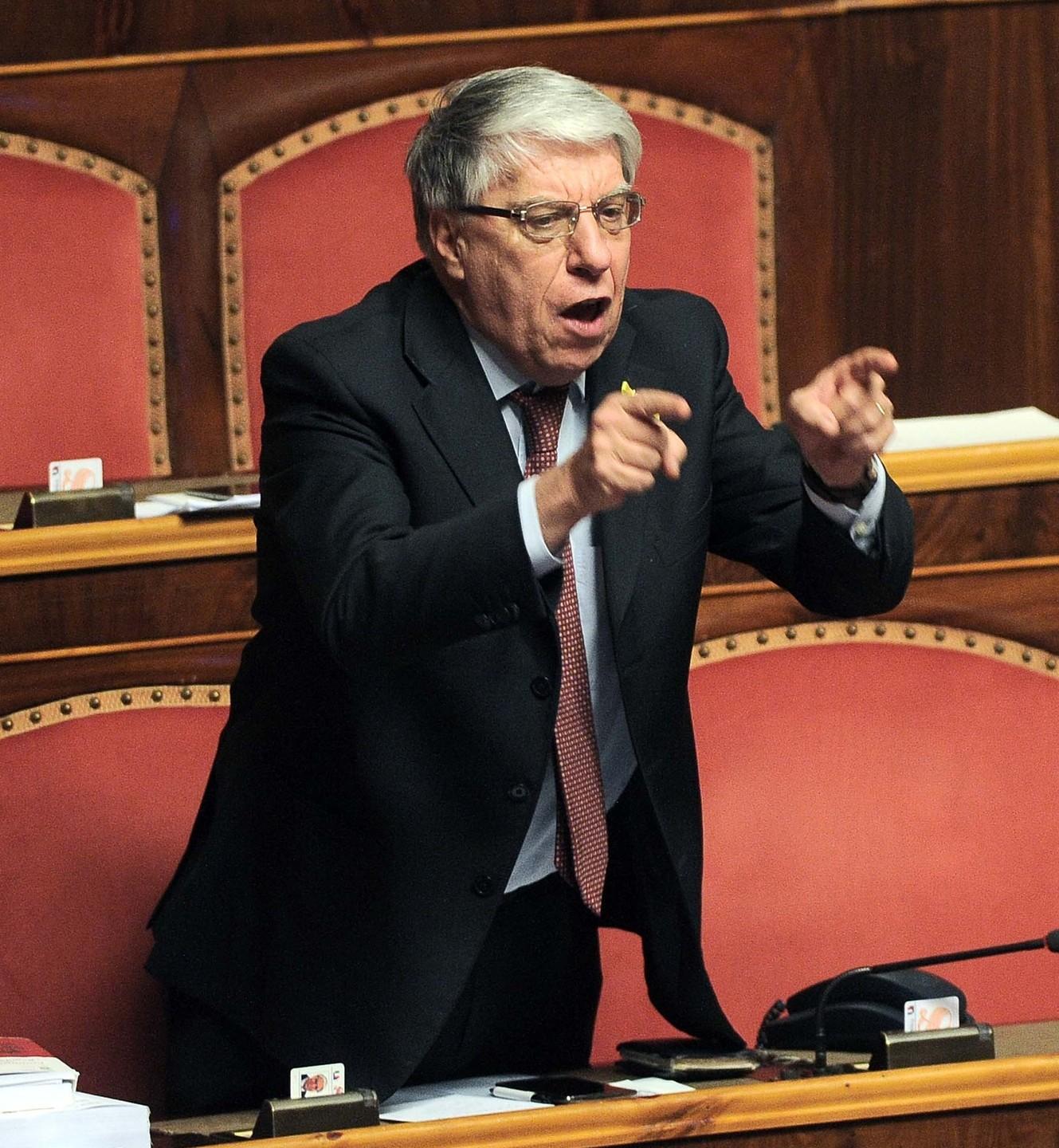 Giovanardi e l'indagine dell'Antimafia: «Difendevo le imprese, non gli ’ndranghetisti»  