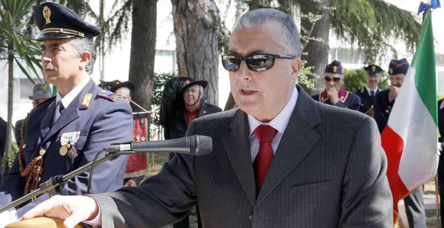 Calano furti e rapine con le chat di paese 