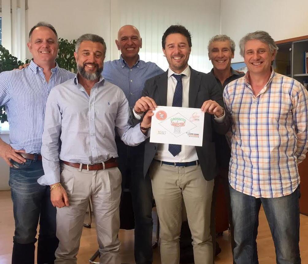 Le società uniscono le forze Fronte comune sotto canestro