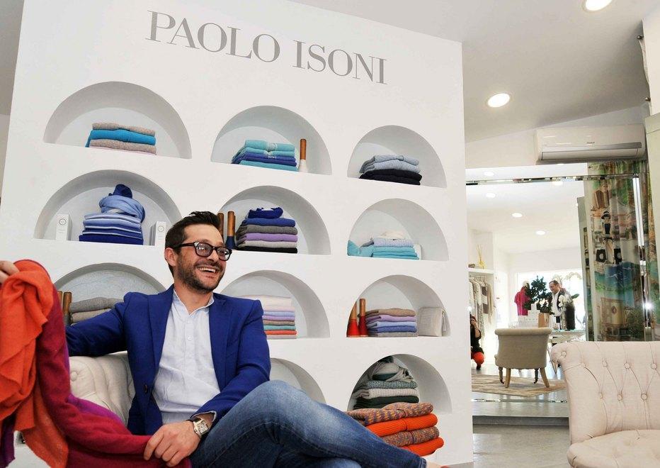 Il taglio del nastro dell’atelier di Isoni inaugura la stagione 