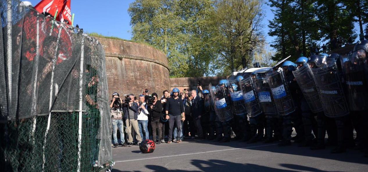 Anti G7, assalto alle Mura 