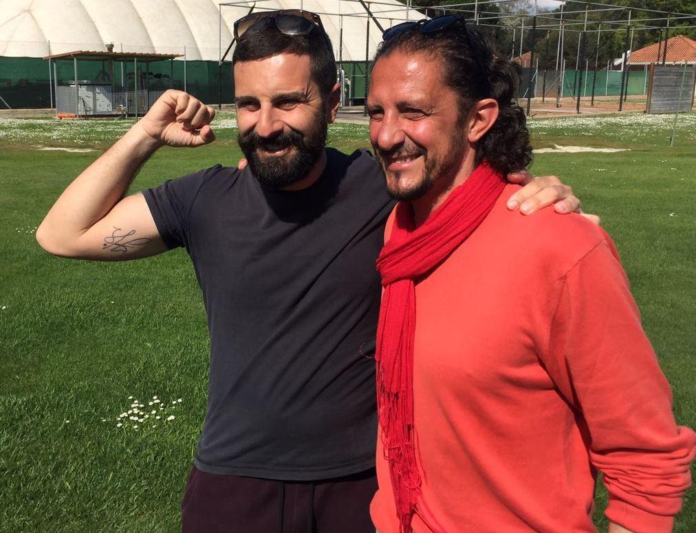 Protti è per sempre, si tatua l'autografo dell'ex bomber sul braccio 