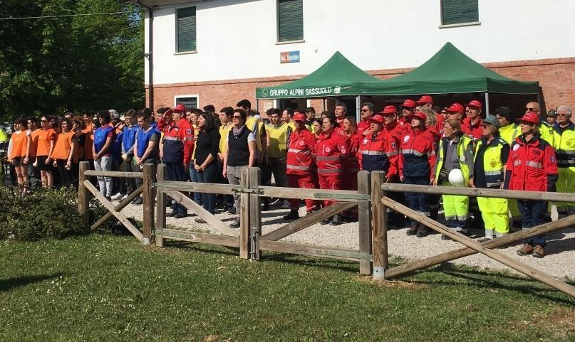 Gli studenti al campo di Protezione Civile