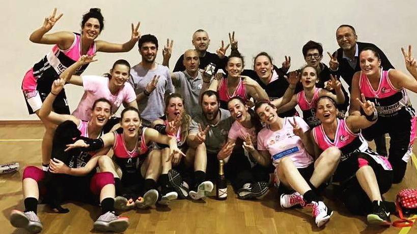 Nico Massa e Cozzile vince il campionato di serie B di basket