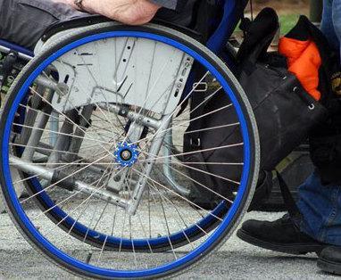 Sassari, assegni sociali “tagliati” per le spese bancarie 