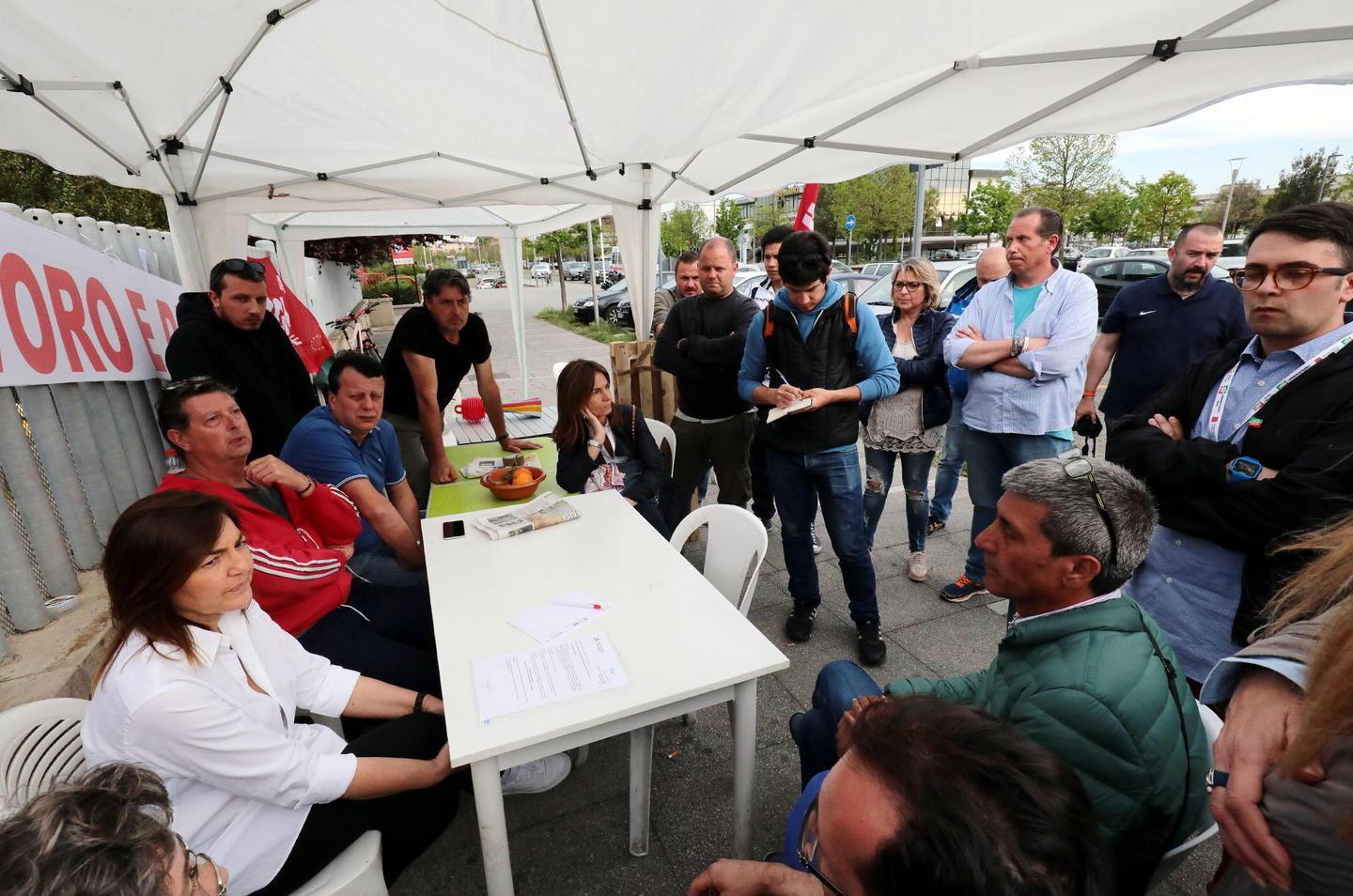 Maestrelli occupata, incontro con l’ad Michelin e Polverini