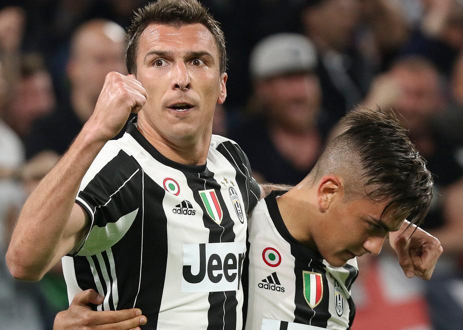 Dybala gigante anche davanti a Messi 
